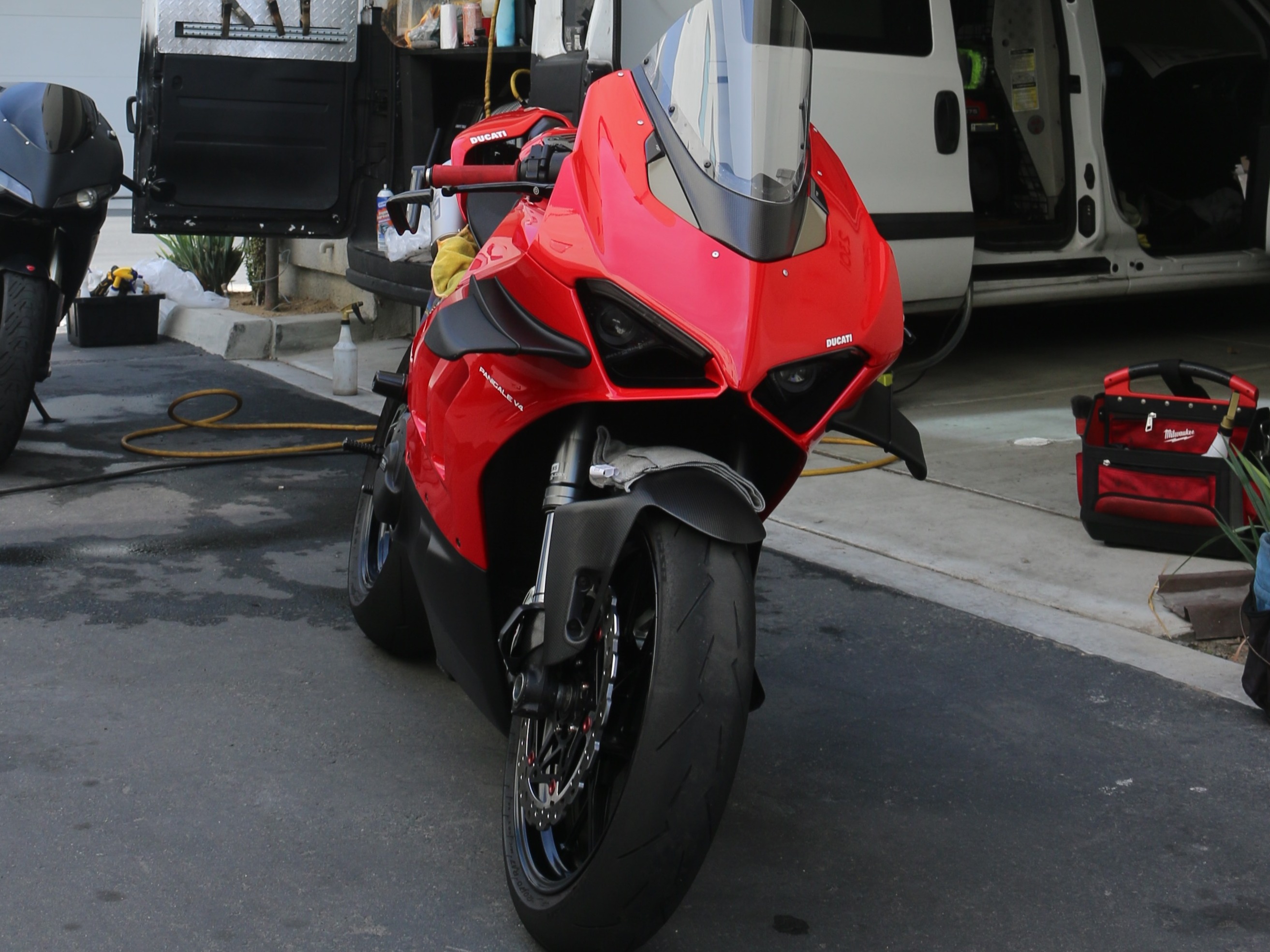 Ducati V4 detail