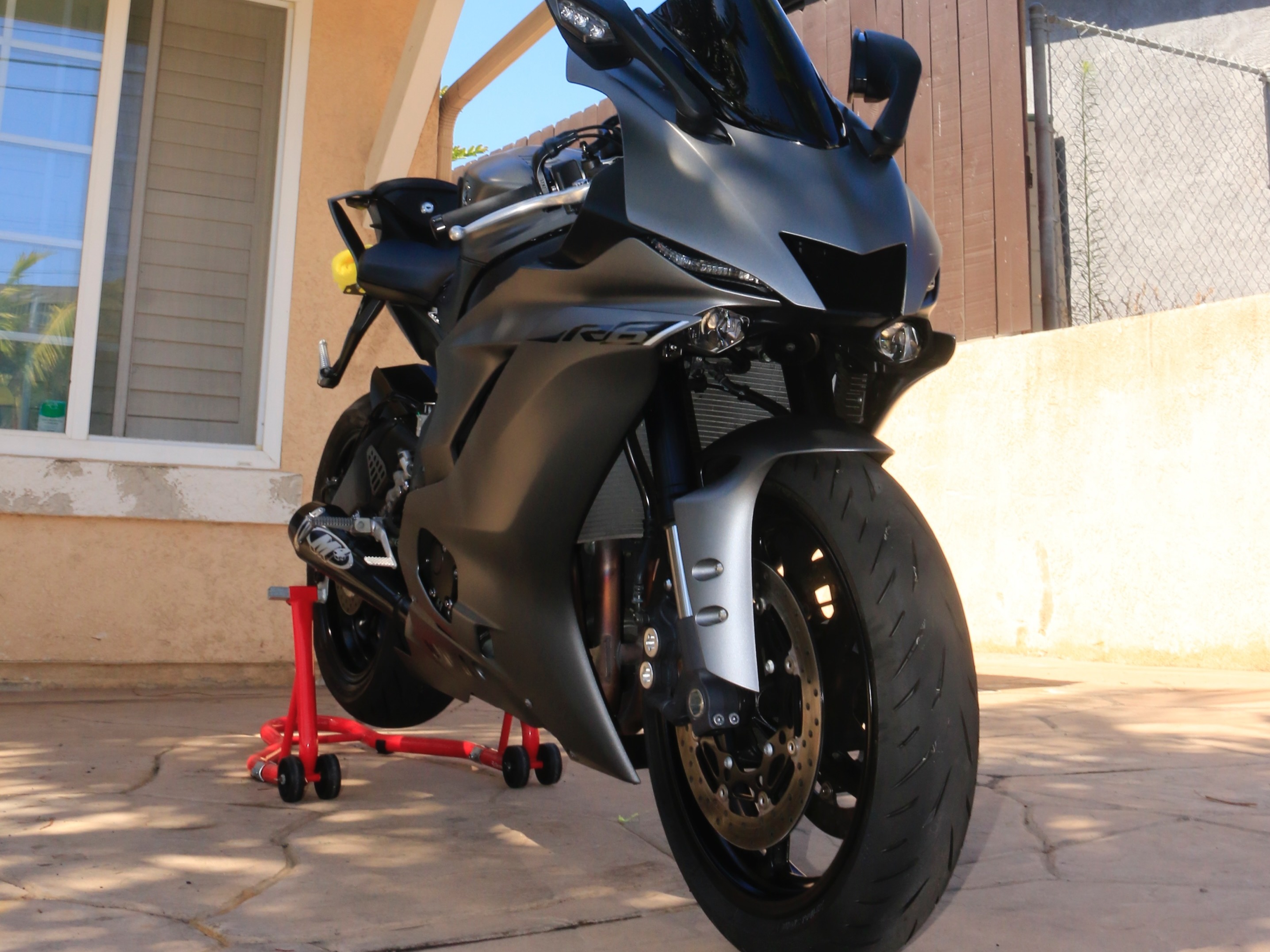 Yamaha R6 detail